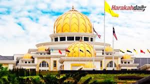 (dikirim melalui aplikasi tanya ustadz untuk karena orang yang mati syahid hakekatnya masih hidup, seolah ruhnya menyaksikan, artinya hadir. Dengkike Biar Mati Anak Jangan Mati Adat