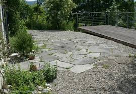 Platz Fur Gewurze Salamander Naturgarten Ag Naturgarten Garten Platten Garten