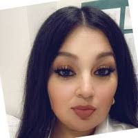 Raquel Catalan's Instagram, Twitter & Facebook