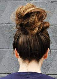 Ev de abiye saç topuz modeli yapmak isteyenler ufak bir yardım ile nasıl malum bu kış bittiğinde yine düğün,kına gecesi,sünnet,nişan,söz ve özel geceler için basit ve kolay yapılan saç modelleri arayacağız. Daginik Topuz Sac Modelleri Sac 2021 Sac