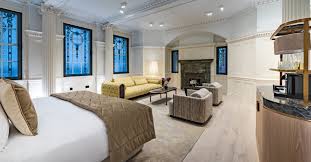 Looking for a cheap hotel in manchester? Best Hotels In Manchester