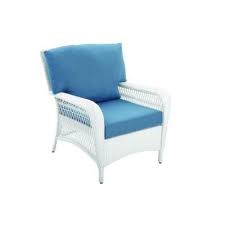 Martha Stewart Living Charlottetown White Allweather Wicker Patio Lounge Chair With Fast Drying Washed Blu Patio Lounge Chairs Patio Dining Chairs Patio Lounge