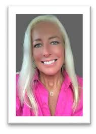 Summer Sargent's Instagram, Twitter & Facebook