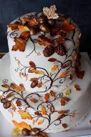 wedding invitations cakes for cold weather weddings herbst kuchen cake wrecks cupcake kuchen