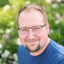 LandOfCleve.net: Luke Scattergood Takes Things to the Max By Starring In  and Costuming 'The Producers' at Lorain Community Music Theater