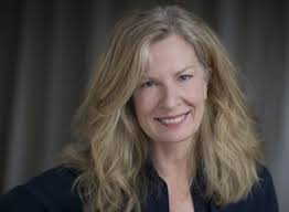 Meet Lisa Mennet, a Wealthy Local Who Writes Big Checks for Democratic  Causes