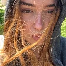 Candice Winstead's Instagram, Twitter & Facebook