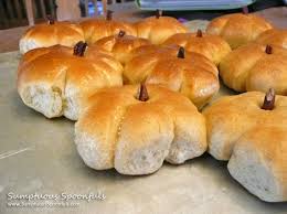Pumpkin Dinner Rolls For Thanksgiving Sumptuous Spoonfuls Recipe Dinner Rolls Thanksgiving Rolls Pumpkin Bread