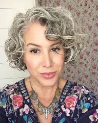 4 525 Followers 38 Following 648 Posts See Instagram Photos And Videos From Going Grey With Grombre Grombre Hair Styles Grey Curly Hair Grey Hair Over 50