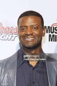 614 Martin Hanks Photos & High Res Pictures