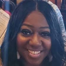 Renee Gant's Instagram, Twitter & Facebook