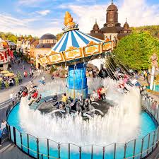 Phantasialand is open during the week from 09:00 a.m. Wow Phantasialand Tickets Und Ubernachtung Zu Aktionspreisen Sichern Phantasialand Ubernachtung Freizeitpark