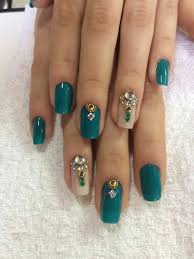 Super catalogo de diseños de uñas para pies , juveniles, bonitas, sencillas, francesas, con empezamos con las tendencias 2020 de uñas decoradas de pies donde se mezclan colores si buscas uñas decoradas para pies de niñas puedes optar por este diseño de nubes, arcoiris, flores y. Decoracion De Unas De Pies Con Piedras Unas Decoradas