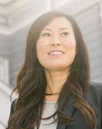 Lydia Kim's Instagram, Twitter & Facebook