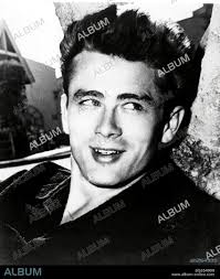 JAMES DEAN in EAST OF EDEN, 1955, directed by ELIA KAZAN. Copyright WARNER  BROTHERS.
