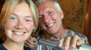 3 flessen rood, 3 flessen wit. Martien Meiland Reageert Op Ophef Rondom Kledinglijn Maxime Rtl Boulevard