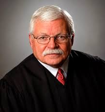 Erica - 🚨 NEW DEVELOPMENT IN THE KARMELO ANTHONY CASE ⚖️ Retired Kaufman  County District Judge Michael Chitty has been appointed to oversee the case  following the recusal of Judge John Roach