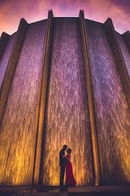 Gorgeous Houston Engagement Shot Waterwall Engagement Photos Houston Houston Photography Engagement Photo Locations