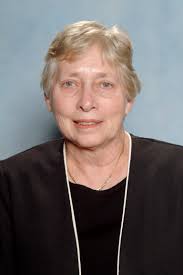 We are saddened to share the passing of Mrs Jan Hales, a cherished member  of our Illawarra Grammar community. Mrs Hales served as the School  Librarian from 1971 until 2009. Across almost