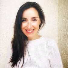 👏👏👏Que espectacular esto que me encontré recién en TikTok de Kevin Kogan  que contrató a su abuela para trabajar en su agencia.