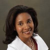 Kari Lyons's Instagram, Twitter & Facebook