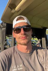 Rory Wright (@w.rory) • Threads, Say more