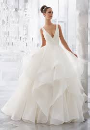 Die amerikanische marke mori lee bietet kleider für den besonderen anlass und ist seit über 60 jahren in der brautmodenbranche etabliert. Mori Lee 5577 Milly Wedding Dress Catrinas Bridal