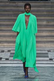 Jun 29, 2021 · who is the ultimate footballer's wife? Victoria Beckham Spring Summer 2020 Ready To Wear Show Review