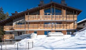 Scopri subito migliaia di annunci di case, appartamenti, camere, agriturismi e b&b su subito.it. Ville E Case Di Lusso A Ponte Di Legno Ponte Real Estate