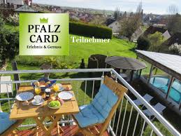 Herzlich willkommen im möbelhaus bayreuth. Ferienwohnung Das Blaue Haus Pleisweiler Oberhofen Firma Das Blaue Haus Familie Andrea Und Harald Lehmann