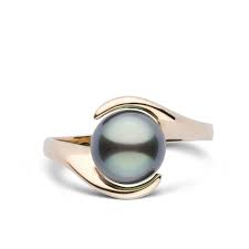 Black Pearl Rings