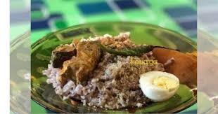 Secara tradisinya, nasi dagang biasanya dimakan untuk sarapan pagi dan pada perayaan istimewa, seperti pada pagi hari raya. Viral Sehingga 44 Ribu Share Resepi Nasi Dagang Terengganu Turun Menurun Ini Jadi Popular Keluarga