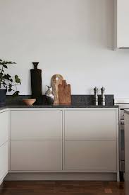 award winning modern kitchens in scandinavian design nordiska kok keuken styling bovenkastjes keuken inspiratie
