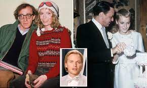Mia farrow has confirmed that the father of her son ronan might be frank sinatra, and not woody allen, who was her partner at the time. Woody Allen Admits In New Memoir Ronan Farrow Could Be Mia Farrow S Lovechild With Frank Sinatra Daily Mail Online