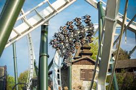 Unsere community bewertet flug der dämonen mit 4.58 punkten, ein sehr guter wert für eine wirklich sehr gute achterbahn. Wing Coaster Flug Der Damonen Heide Park Resort