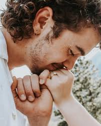 Thomas Strawn (@the_thomasstrawn) • Instagram photos and videos