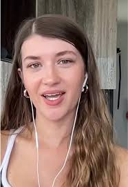 Cindy and Brick: Short 5 Hour Kiss Moments in The Middle