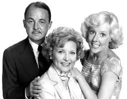 The moore cast — macleod, asner, valerie harper, cloris leachman, betty white and georgia engel (ted knight had died in 1986) — reminisced . Mary Tyler Moore Show Star Georgia Engel Dies At 70 Wowo 1190 Am 107 5 Fm