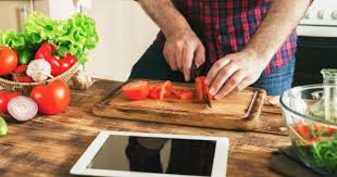 A nivel estético y de estructura, la app es muy similar a la de otra aplicación llamada recetas españolas. Los Mejores Canales De Youtube Para Aprender A Cocinar