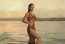 Julia barretto napahiya pinagbayad ng 10k ni mr. Sxepjzlbqfbgwm