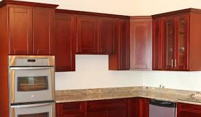 Cherry Shaker Cabinets Beaverton Kitchen Cabinets Stone Inc In 2020 Shaker Kitchen Doors Shaker Kitchen Shaker Cabinets