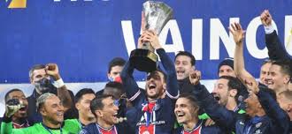 May 24, 2021 · ce lundi, l'uefa a dévoilé le trophée de cette compétition. Le Trophee Des Champions Delocalise Ligue 1 Paris Psg