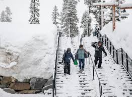 Lake tahoe weather is a bit extreme since the lake is in an alpine setting, ranging from the high 90s at the peak of a hot summer day to well below freezing as the snow pack increases. Late Season Snow Gives One Last Chance To Ski Tahoe This Memorial Day Weekend