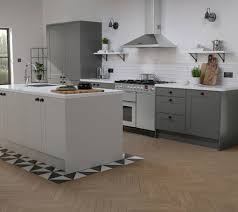 All specifications below are for our flatpack units on directly on our website. Shaker Style Kitchens Shaker Cabinets Units Wren Kitchens