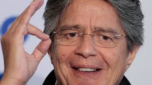 A LOS SHUAR, SÓLO NOS TOCA RESISTIR