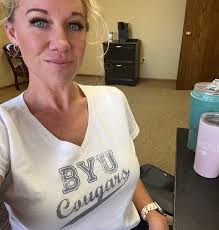 Dog and Deuce (@DogAndDeuce)