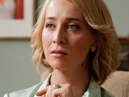 Paper Giants: The Birth of Cleo