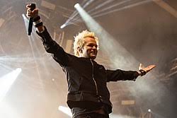 Needless to say although emma has played the role of villain, and doled out some obstacles for her enemies, she has also faced a lot herself. Deryck Whibley Wikipedia