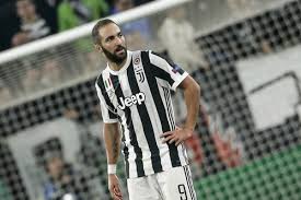 Последние твиты от gonzalo higuaín (@g_higuain). Vertrag Mit Juventus Aufgelost Gonzalo Higuain 90 Mio Mann Nimmt Gehaltseinbussen In Kauf