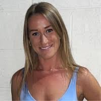 Amy Rowles's Instagram, Twitter & Facebook